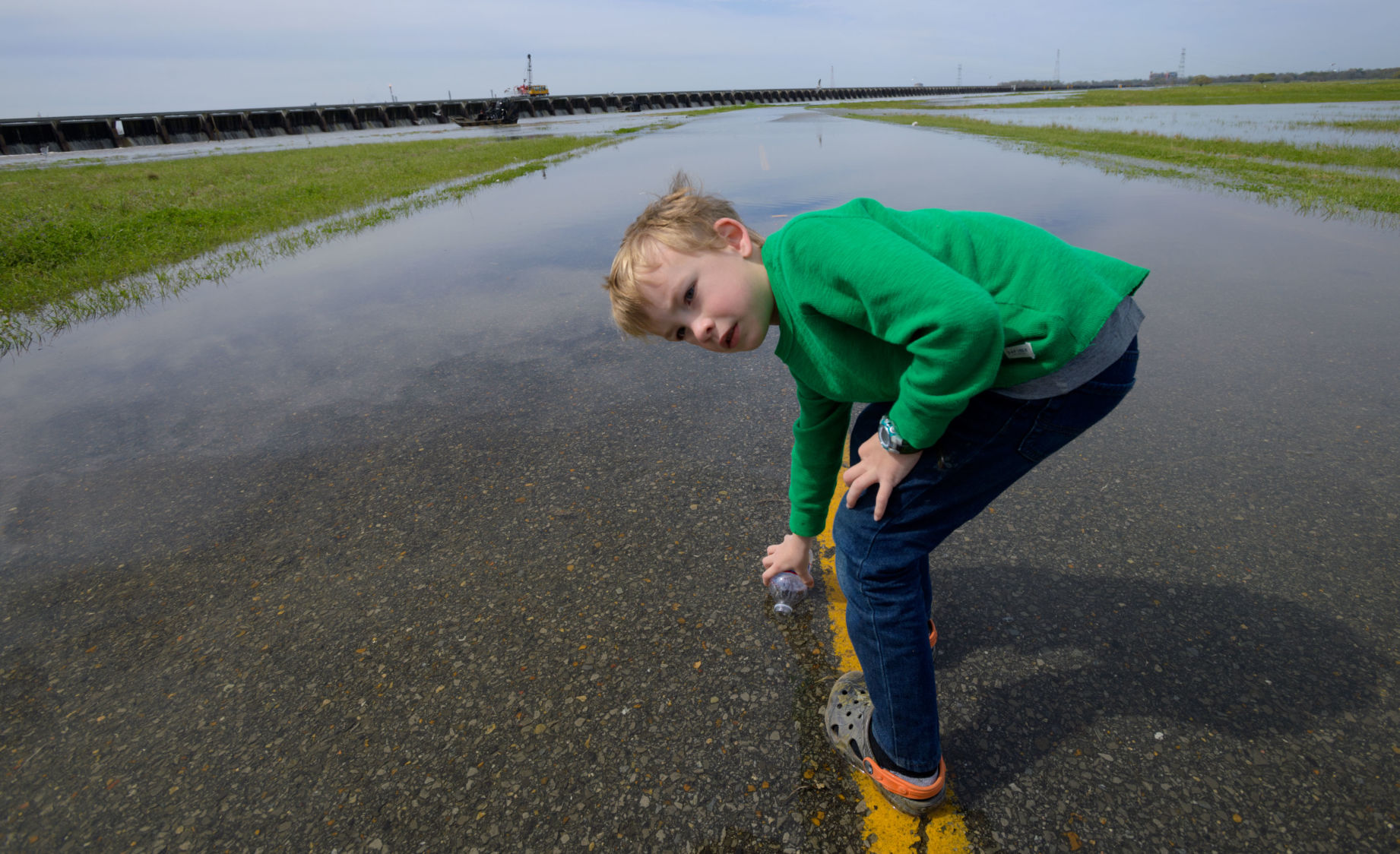 NO.spillwayopens.030918.026.JPG